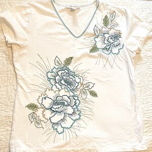 JM Collection White Floral Embroidered V-Neck Top